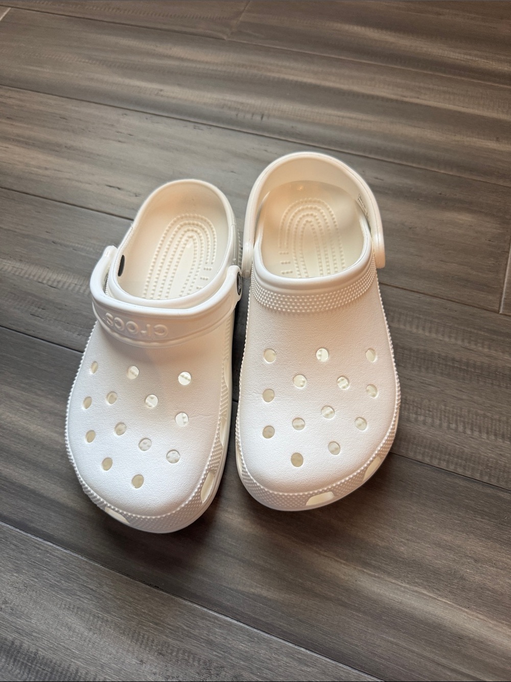 White Crocs Men6/Women8